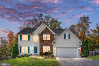18 Towering Oaks Dr, Fredericksburg, VA 22405