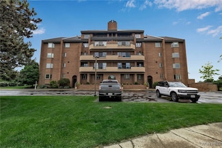 40 Waterfront Cir, Buffalo, NY 14202