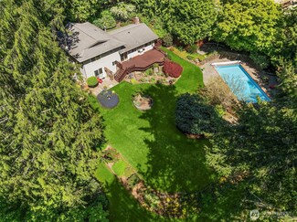 19423 NE 165th St, Woodinville, WA 98077