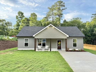 271 Meadowbrook Dr, Rock Spring, GA 30739