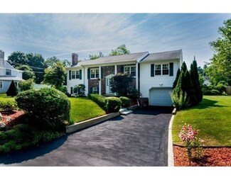 6 Parker St, Woburn, MA 01801