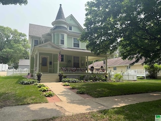 520 Central Ave SE, Le Mars, IA 51031
