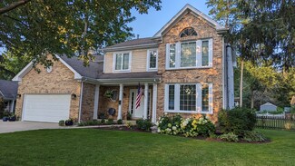 111 Gladys Ave, Fox River Grove, IL 60021