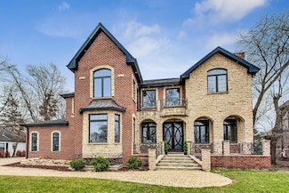 3953 Walters Ave, Northbrook, IL 60062