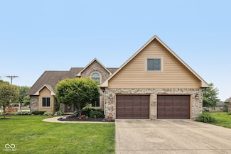 6983 White Oak Dr, Avon, IN 46123