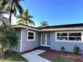 6187 Island Park Ct, Fort Myers, FL 33908