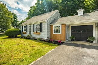 35 Kinsley St, Stoughton, MA 02072