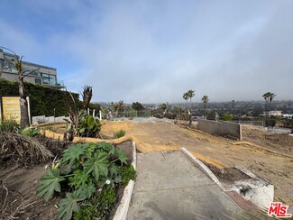 840 Lachman Ln, Pacific Palisades, CA 90272