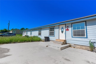 119 Windy Creek Ct, Springtown, TX 76082