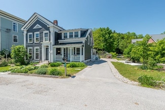 30 S Main St, Danby, VT 05739
