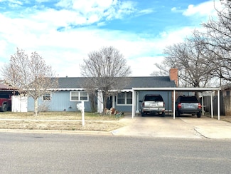 2504 Milwaukee St, Plainview, TX 79072