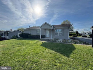 44 Sunset Ave, Chambersburg, PA 17202