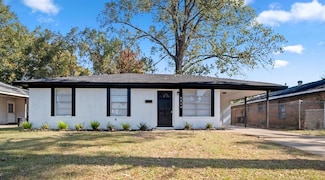 5219 W Sandy Bayou Dr, Alexandria, LA 71302
