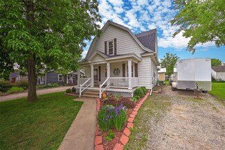 517 2nd Ave E, Coggon, IA 52218