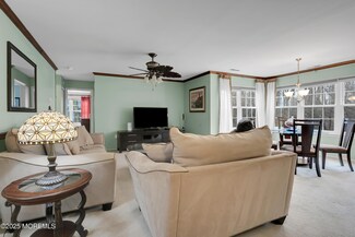 13 Firethorn Cir Unit 355, Red Bank, NJ 07701