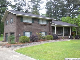 1442 Golden Dr, Bessemer, AL 35023