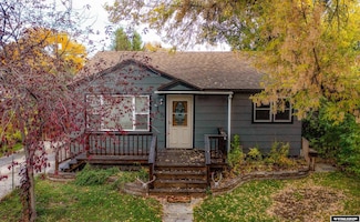 615 Holly Ave, Worland, WY 82401