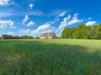 8564 W Courthouse Rd, Burkeville, VA 23922