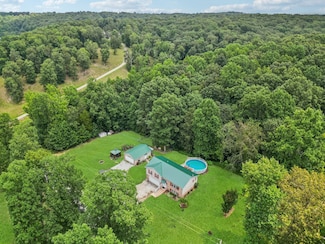 155 E Point Ln, Erin, TN 37061