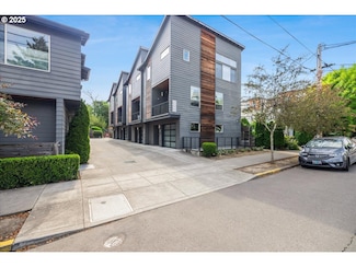 1820 SE 50th Ave, Portland, OR 97215