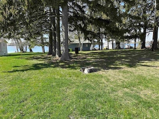 W10928 Glen Dr, Beaver Dam, WI 53916
