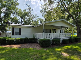 110 Gaff Ave, Fitzgerald, GA 31750