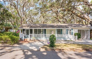 418 12th St, Saint Simons Island, GA 31522