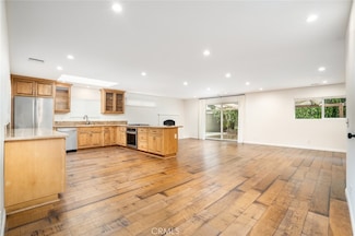 6432 Weber Cir, Huntington Beach, CA 92647