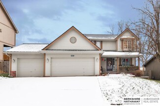 15211 Gertrude St, Omaha, NE 68138