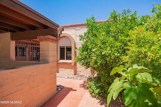 4243 E Presidio Rd, Tucson, AZ 85712