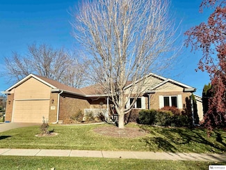 7130 Humann Ct, Lincoln, NE 68516