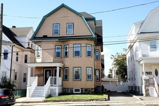 13 Harvey St, Everett, MA 02149