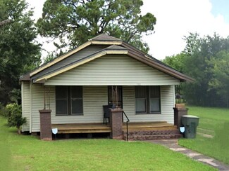 2313 13th St, Port Arthur, TX 77640