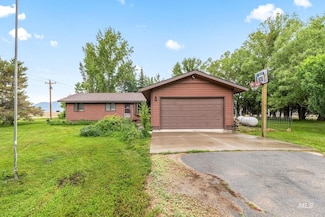 4 N 100 W, Fairfield, ID 83327