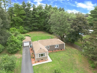 725 Lombard Rd, Chicopee, MA 01020