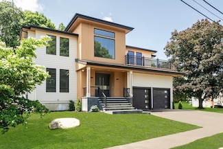 59 Yale Rd, Needham Heights, MA 02494