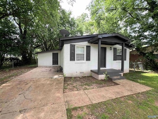 2715 Craft Ave NW, Huntsville, AL 35816