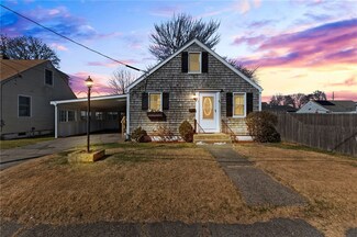 15 Corrente Ave, Pawtucket, RI 02861