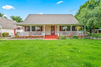 31688 W Colon Rd, Colon, MI 49040