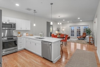 50 Coppersmith Way Unit 5-312, Canton, MA 02021