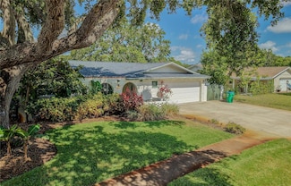 7699 92nd St, Seminole, FL 33777