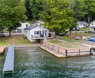10151 E Lake Rd, Hammondsport, NY 14840