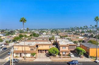 1015 E 20th St, Long Beach, CA 90806