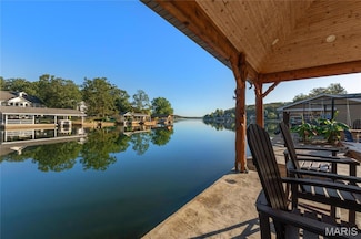 9882 W Vista Dr, Hillsboro, MO 63050
