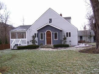 29 Wabash St, Cecil, PA 15321