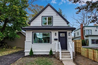 3695 6th St, Buffalo, NY 14219