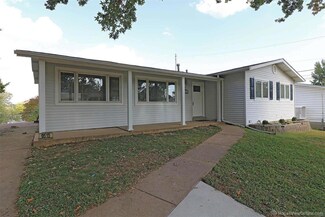 9515 Antigo Dr, Saint Louis, MO 63123