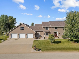 W5071 Cherrywood Ct, Sherwood, WI 54169