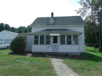 85 State St, Palmer, MA 01069