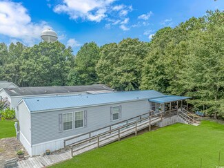 300 Saint Christopher Cir, Pawleys Island, SC 29585